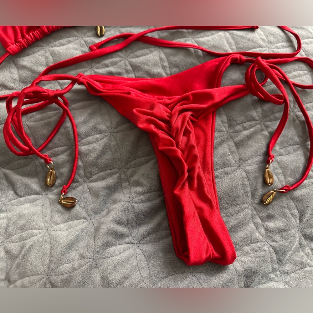 2-Pc Ruby-Colored String Bikini Set w/Seashell Accents - Picture 4 of 7